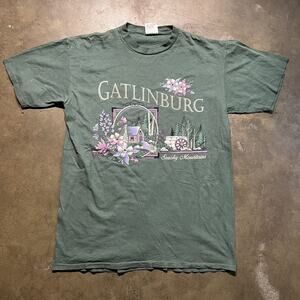 Vintage 90s Gatlinburg Tennessee Green Mountains T-Shirt